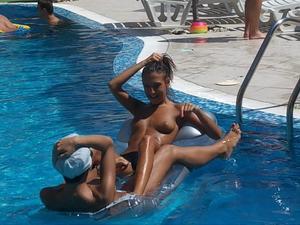 Alexandrea from Michigan is interested in nsa sex with a nice, young man