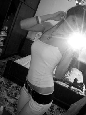 Elisabeth from Alabama is looking for adult webcam chat