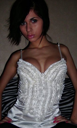 Looking for girls down to fuck? Alexis from Oregon is your girl