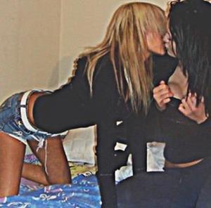 Looking for local cheaters? Take Nina from Indiana home with you