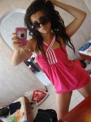 Looking for local cheaters? Take Sariah from New York home with you