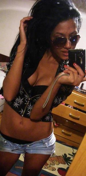 Johanna is a cheater looking for a guy like you!