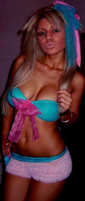 Aubrey from Arizona is interested in nsa sex with a nice, young man