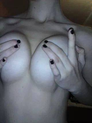 Edith from Arizona is interested in nsa sex with a nice, young man