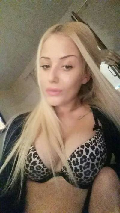 Cheaters like Ashlee from Arizona are looking for you